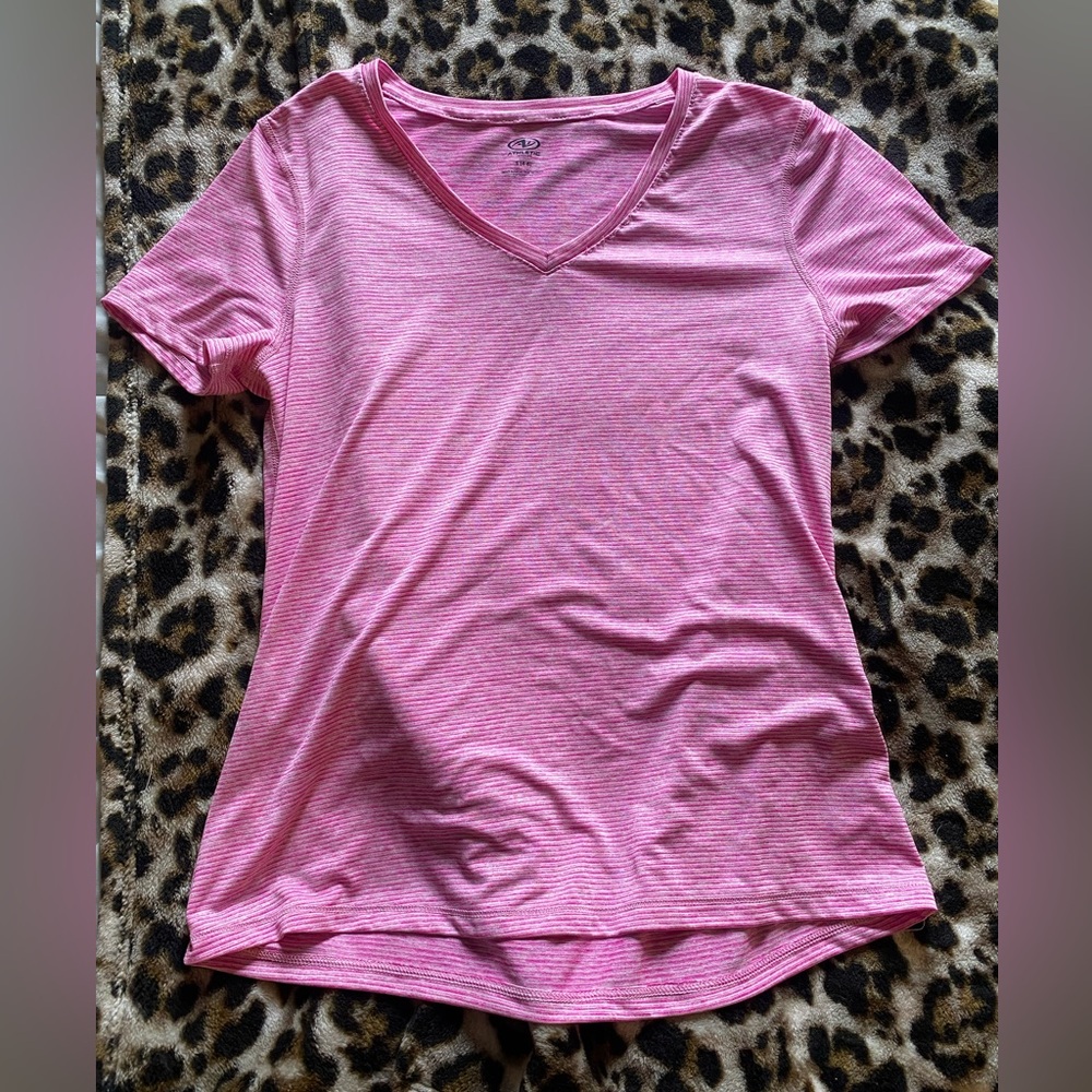 athletic t shirt